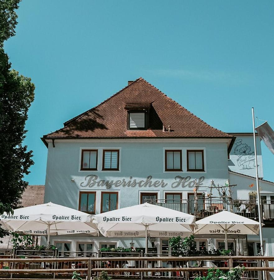 Bayerischer Hof Spalt Hotel Bagian luar foto